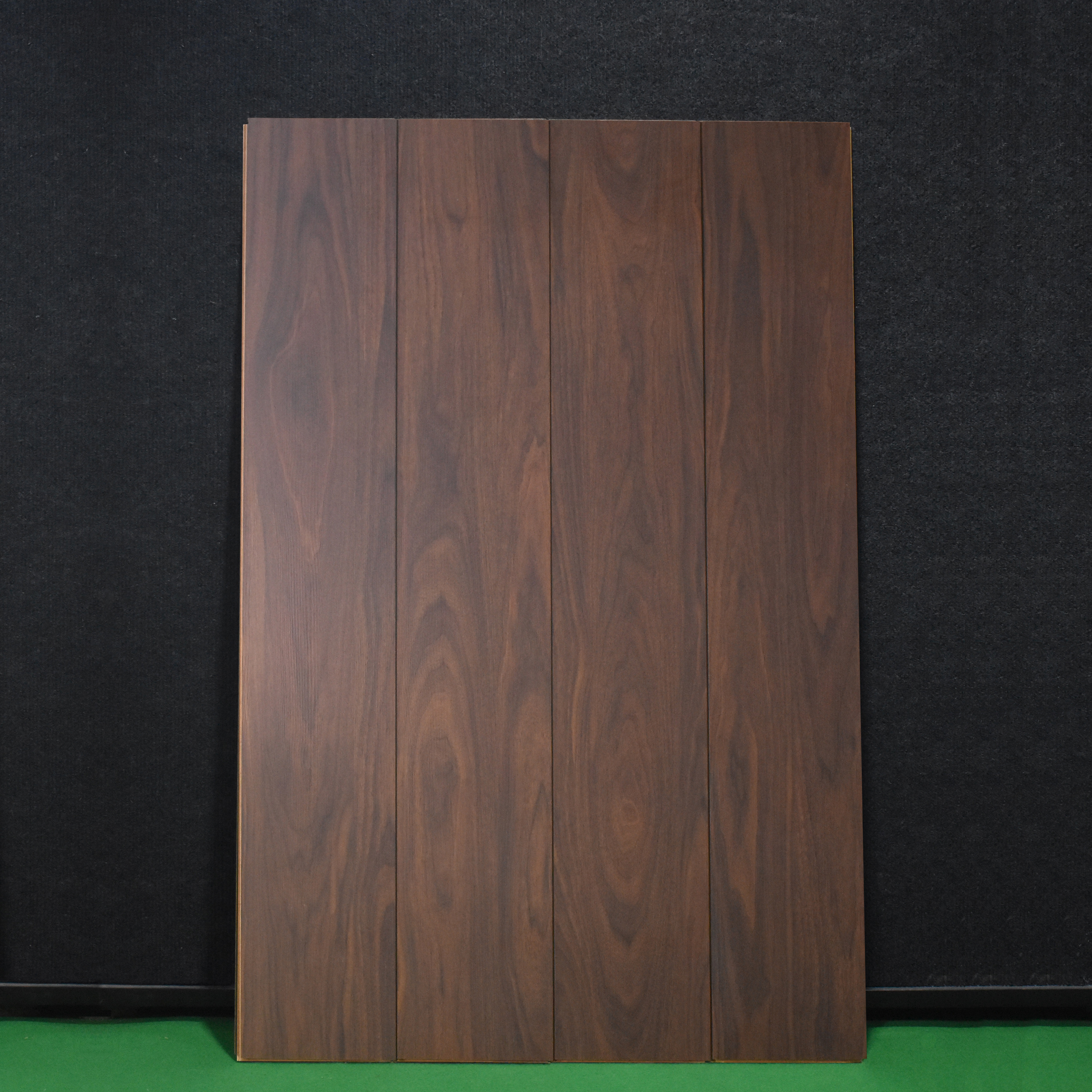 HDF Laminate Wood Floor Crystal Finish Aristo Premium LF 00250 | 4 ft x 7.7 inch x 8 mm | AC4 Grade | Wax Coated Lock | Original Unilin Locking | Suitable for Flooring, Living Room, Bedroom