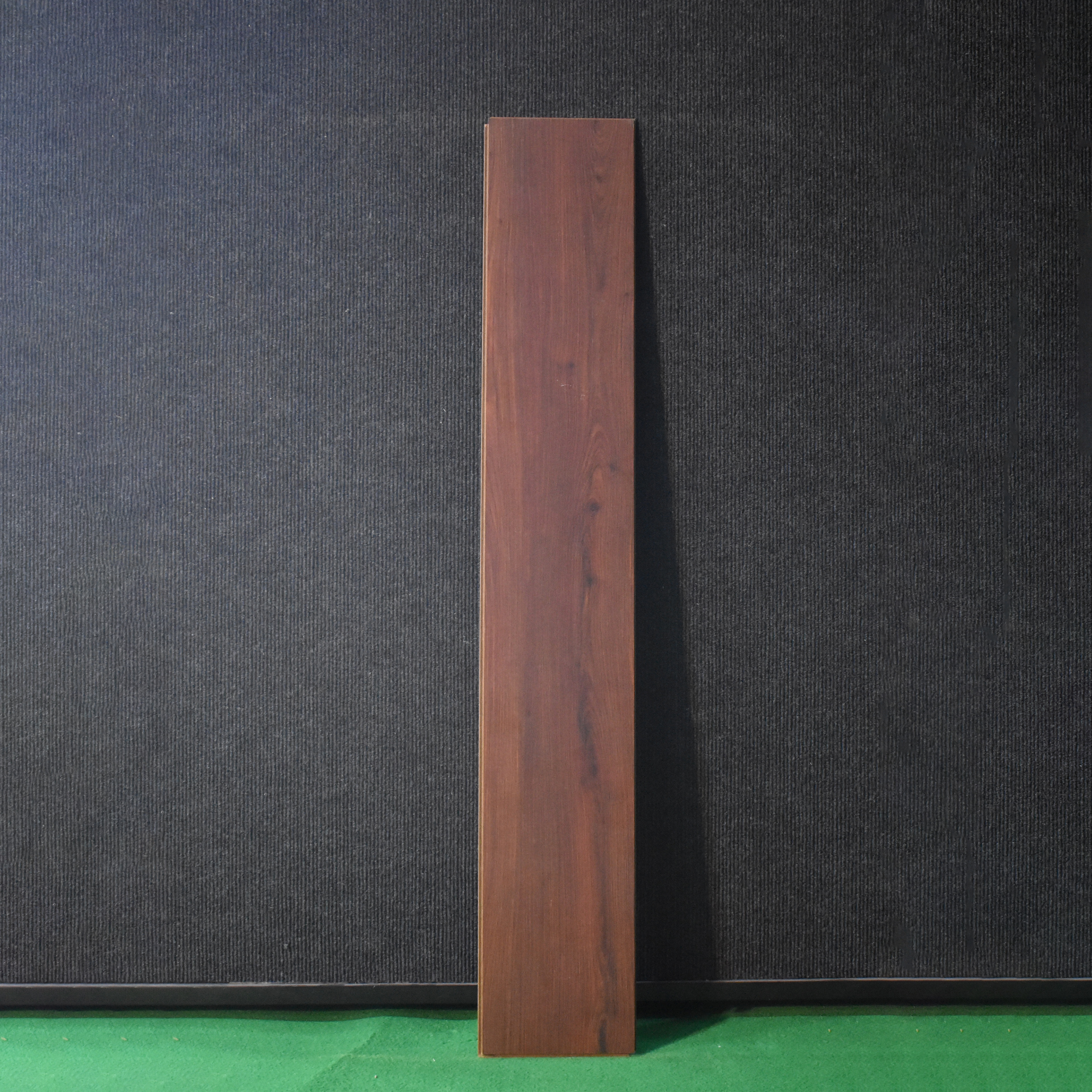 HDF Laminate Wood Floor Crystal Finish Aristo Premium LF 00244 | 4 ft x 7.7 inch x 8 mm | AC4 Grade | Wax Coated Lock | Original Unilin Locking | Suitable for Flooring, Living Room, Bedroom