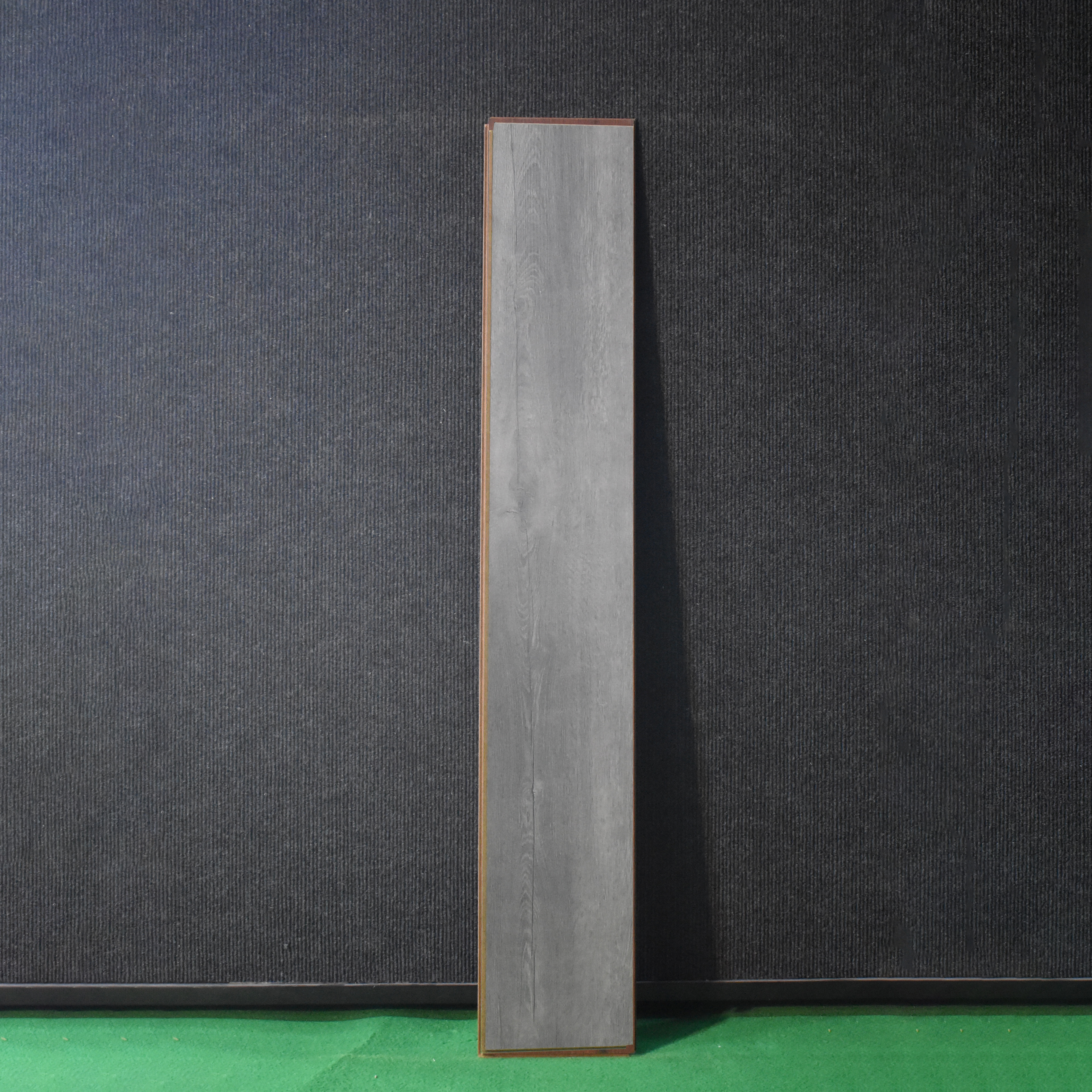 HDF Laminate Wood Floor Crystal Finish Aristo Premium LF 00253 | 4 ft x 7.7 inch x 8 mm | AC4 Grade | Wax Coated Lock | Original Unilin Locking | Suitable for Flooring, Living Room, Bedroom