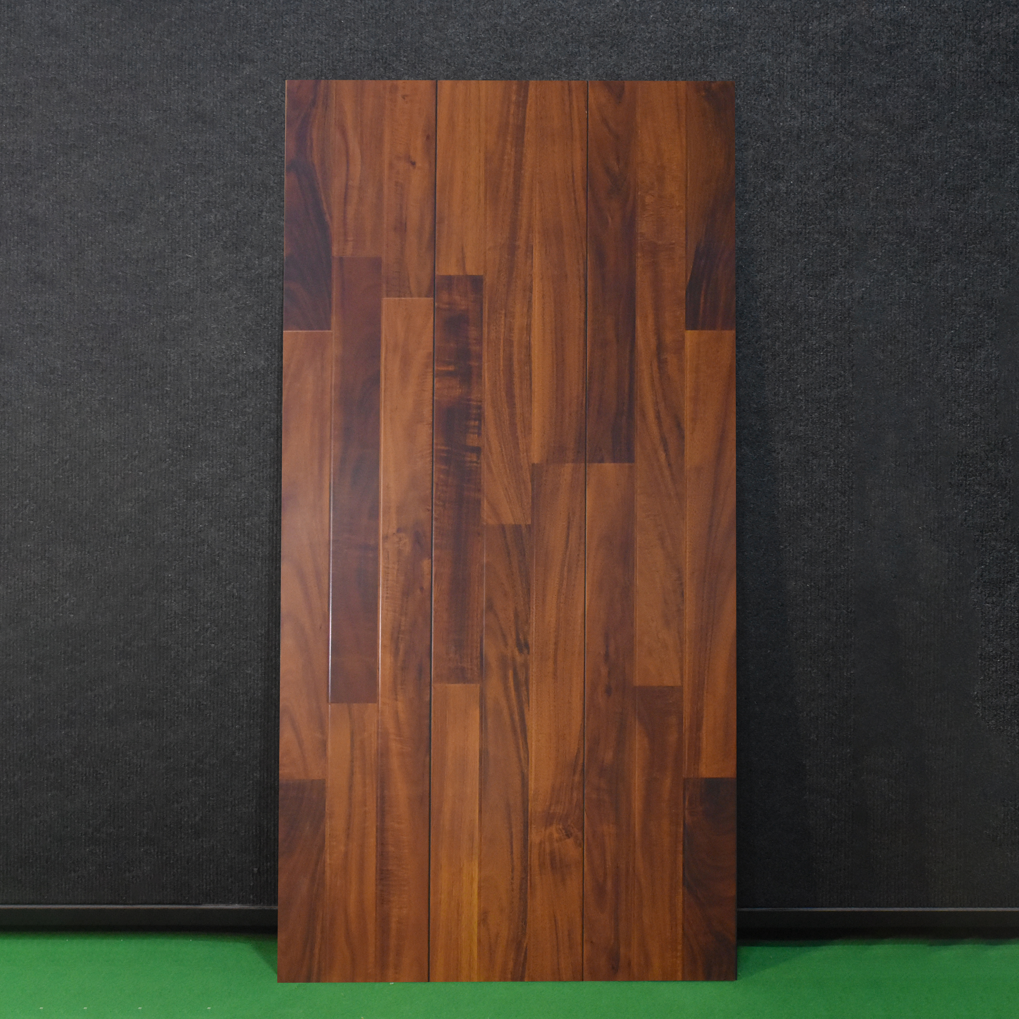 HDF Laminate Wood Floor Glossy Finish Gleam LF 00261 | 4 ft x 8 inch x 8 mm | AC4 Grade | Arc Click With Wax Coating | U Groove | Suitable for Flooring, Living Room, Bedroom