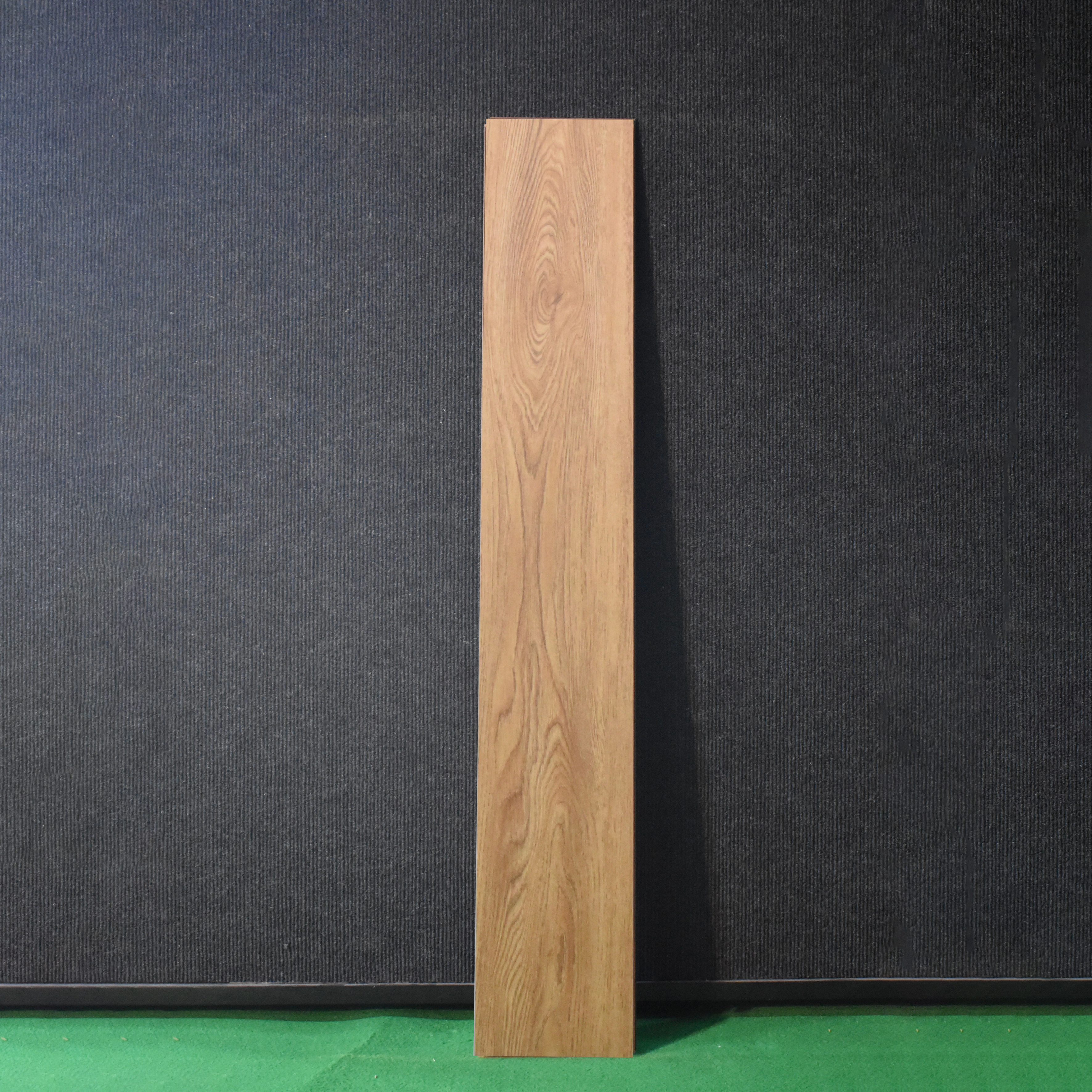 Southern Oak Light Wood Look 4 ft x 7.2 inch - 6.5 mm SPC Flooring | SP 00071 | 10-Year Residential Warranty Click-Lock DIY Installation | Suitable For Kitchen, Living Room & Bedroom
