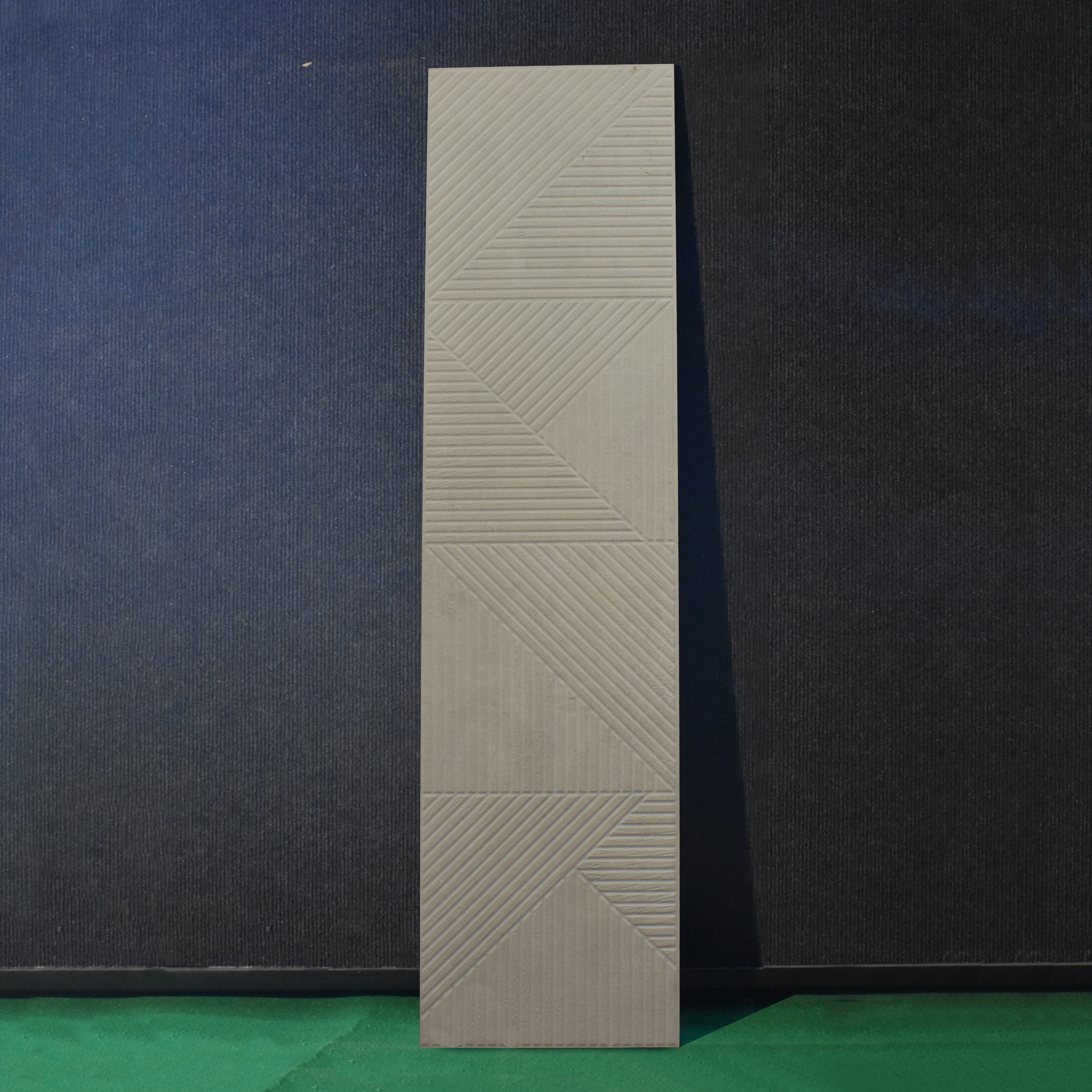 TL 01234 B Magnifica Talc Avenue 1200x300 mm GVT Abstract Look Tile