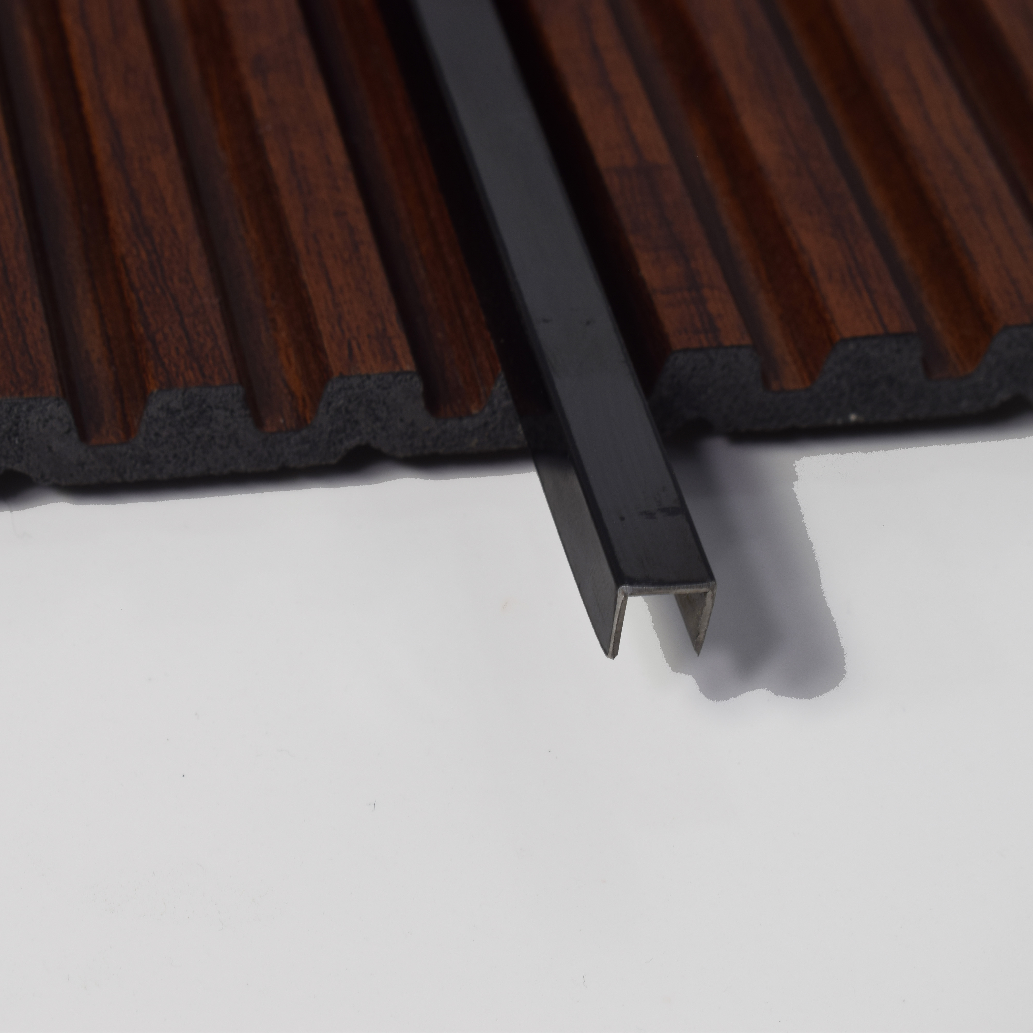 SS 304 U Inlay Profile Polish Black Glossy Finish Edgeline PM 00292 C | 10 ft (3 mtr) x 10 mm x 0.6 mm | Adhesive Type Installation | Suitable for Floor & Walls
