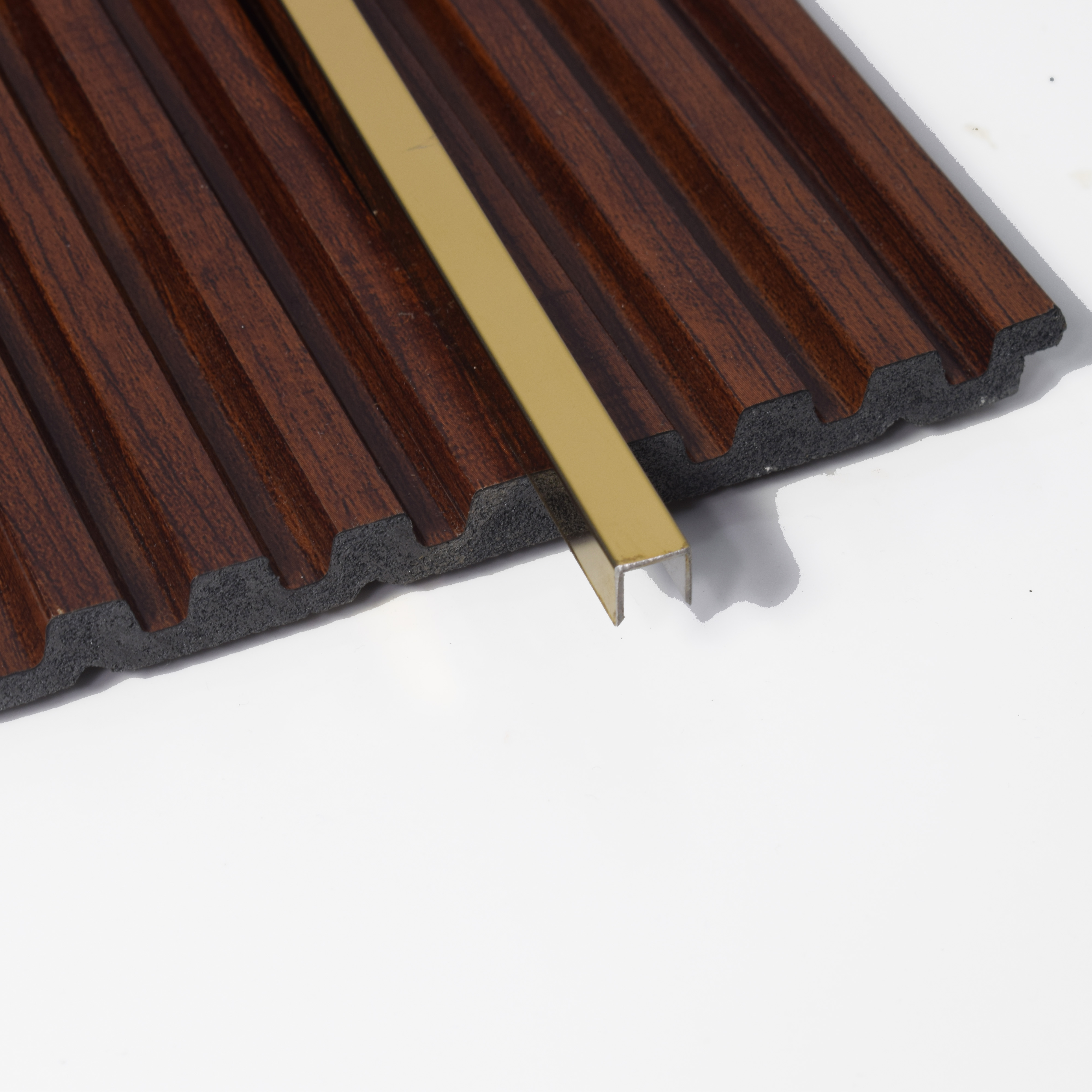 Lifestyle Image for Glossy Stainless Steel U-Profile Profiles WPM 00292 BA | Image - 1