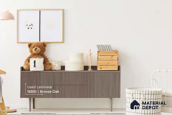Wooden Look LM 01625 Bronze Oak 8 ft x 4 ft Texture Finish Decorative Laminate - 1 mm | Suitable for TV Unit, Wardrobe, Kitchen Cabinets