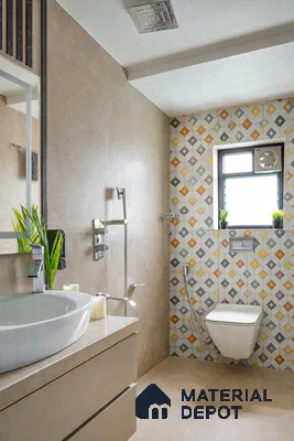 Modern bathroom with beige marble-look wall tiles and geometric patterned accent wall tiles