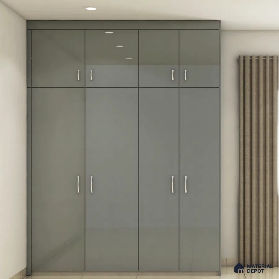 Compact Wardrobe - Effortless Style.