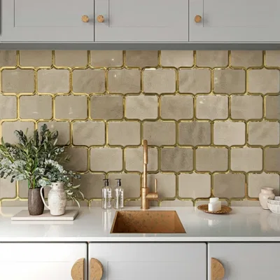 Closeup application image of Glass Highlighter Tiles