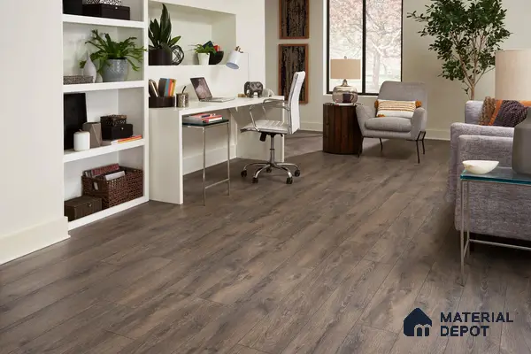 Study room with wenge wooden laminate floor