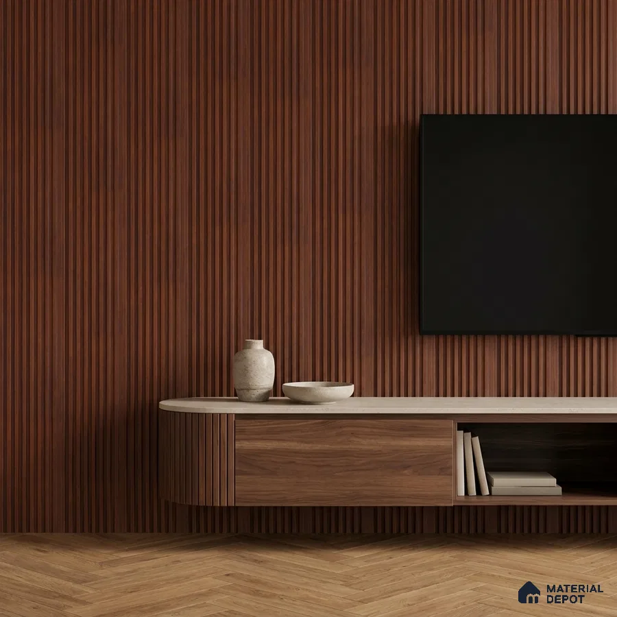 Minimalist TV unit with walnut wood fluted wall panels and light wood herringbone flooring